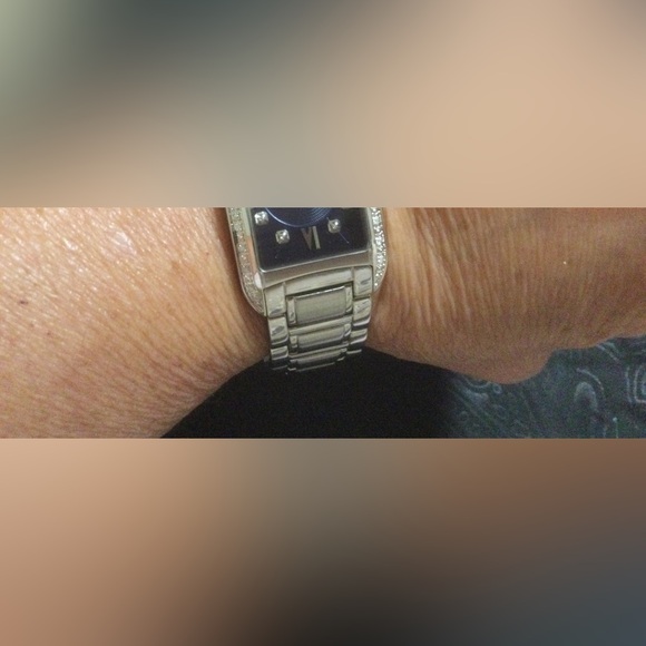 ❤️❤️PRETTY❤️Bulova❤️❤️ - Picture 12 of 13